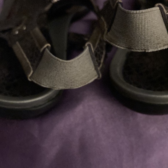 Stuart Weizmann Sandal’s - Picture 7 of 16